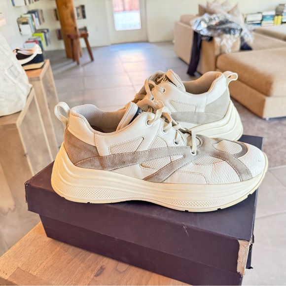 PRADA white sneaker - Picture 2 of 12